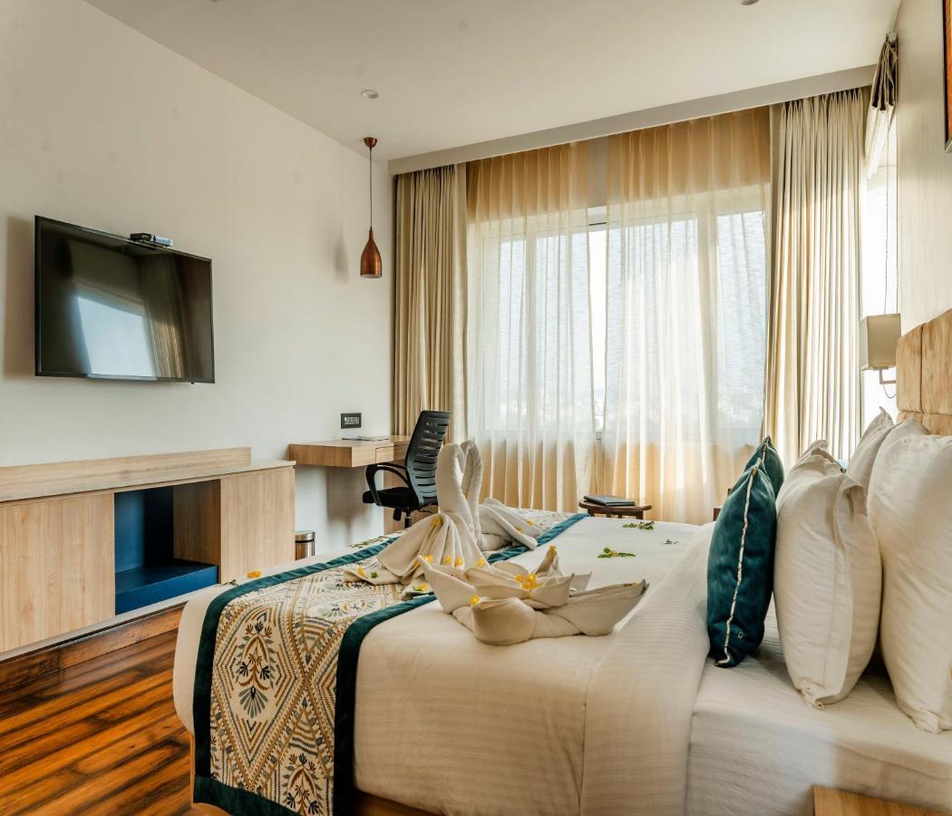 The Jagat Hotel And Spa Удайпур Экстерьер фото